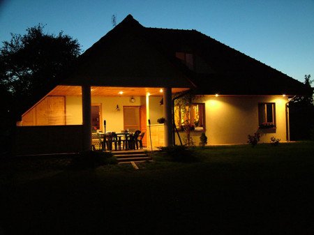 Conjunto Habitacional Cumbres del Moral / Naranjo Ordóñez